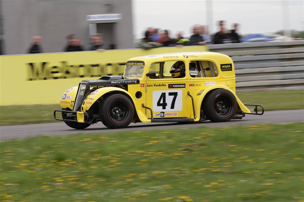 Lars Vendelbo vil have så mange point til rookie mesterskabet som muligt.
(Foto: Motorsporten.dk)